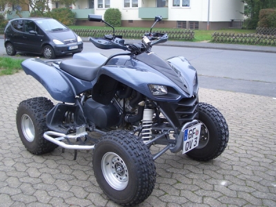 Kawasaki 700 KFX_2