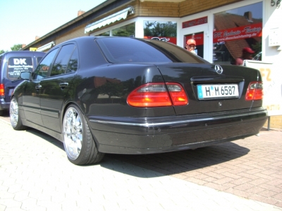 Mercedes Benz_13
